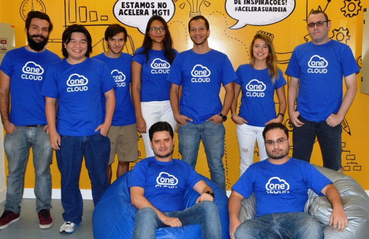 Equipe da One Cloud.