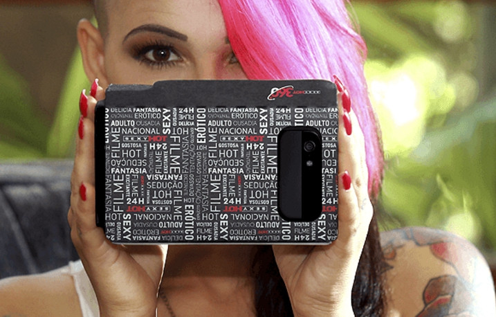SexyHot criou sua própria versão do Google Cardboard.