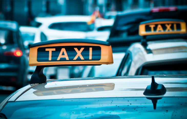 O aplicativo Vá de Táxi realizou a fusão de sua operação com a mineira WayTaxi. Foto: Pixabay.
