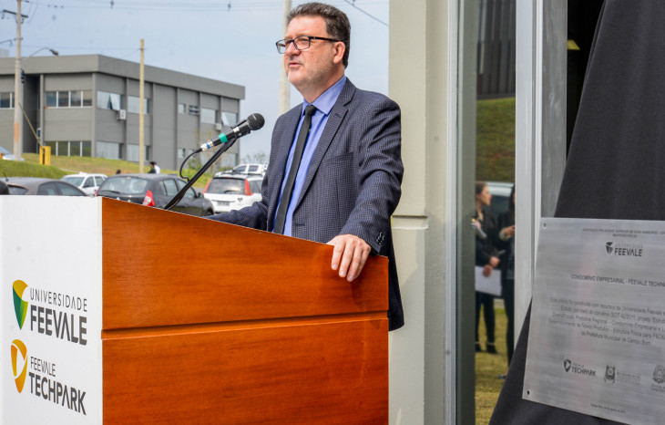 Cleber Prodanov, pró-reitor de inovação da Feevale. Foto: Divulgação.