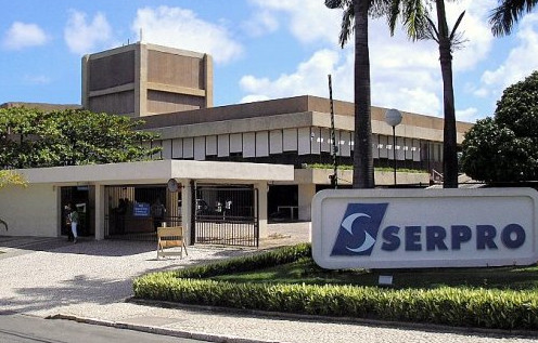 O Serpro apresentou uma proposta de redução da jornada de trabalho e do salário. Foto: Divulgação.