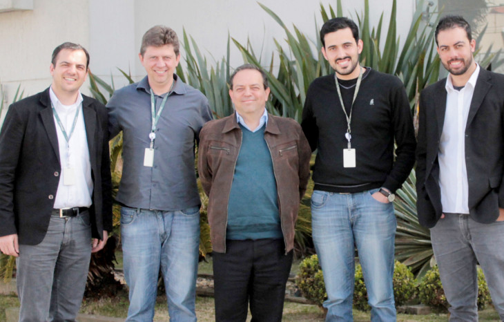 A equipe da NDD recebeu o gerente de TI do Grupo Abril, Marcos D’Addio de Moura. Foto: Divulgação.