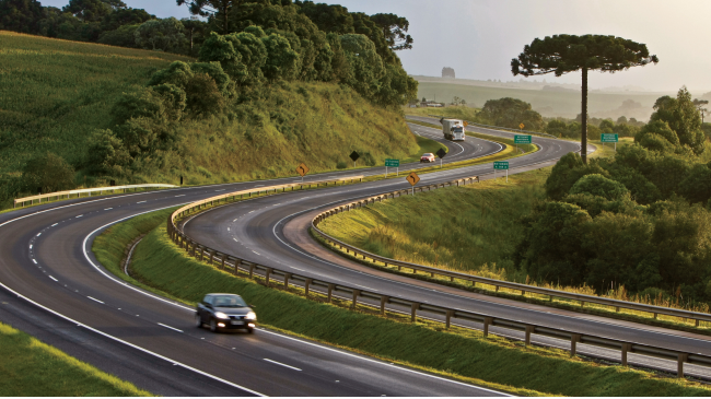 Parceria entre CCR e Waze permite acesso aos principais serviços da rodovia através do app. Foto: Divulgação.
