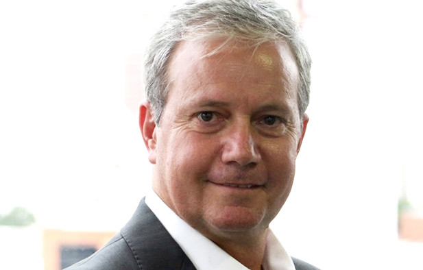Amos Maidantchik, diretor de vendas corporativo da Hughes. Foto: Divulgação.