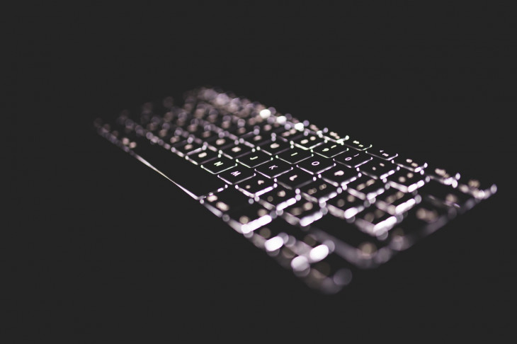 As remessas mundiais de PCs totalizaram 269,7 milhões de unidades em 2016. Foto: Pexels.