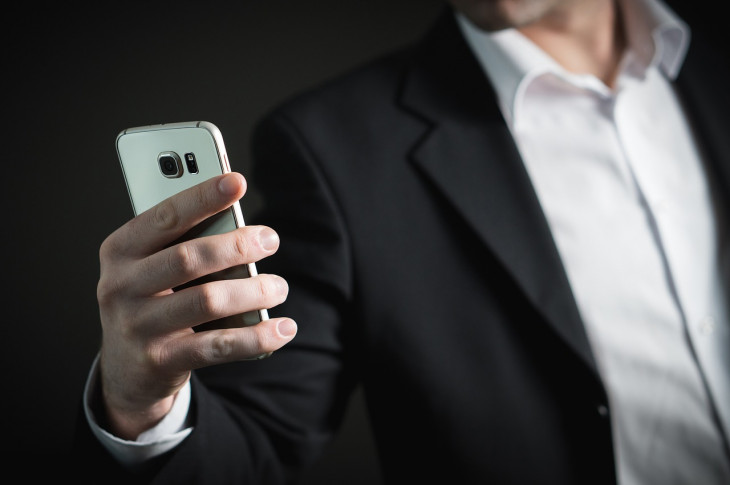 Até 2020, 20% das empresas irão utilizar celulares para controle de acesso. Foto: Pixabay.