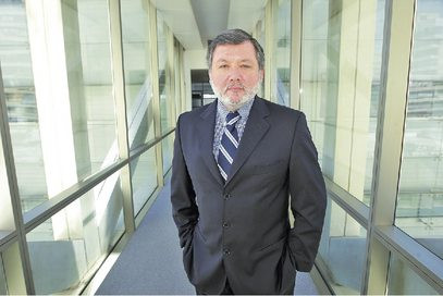 Raúl Véjar.