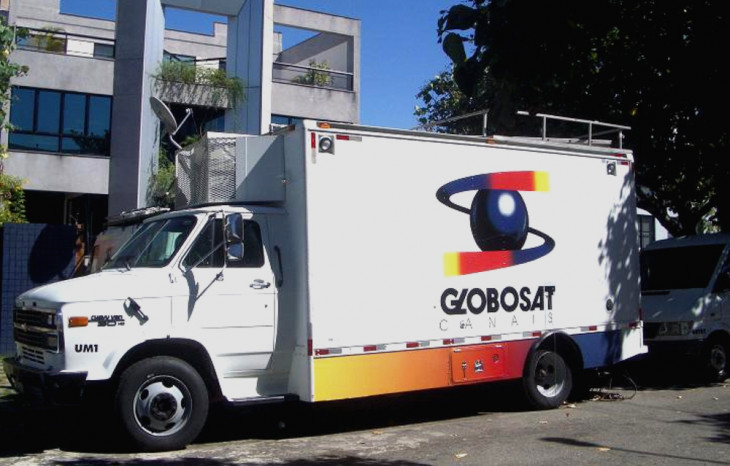 Caminhão da Globosat.