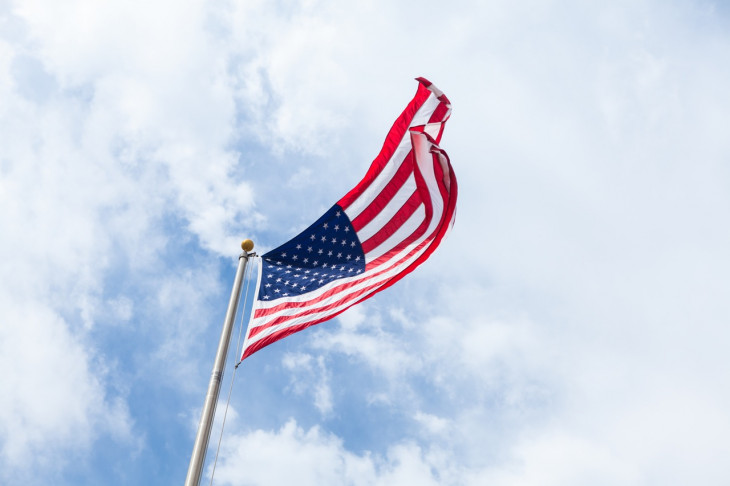 O governo dos Estados Unidos suspendeu o processamento "premium" de vistos H-1B. Foto: Pexels.