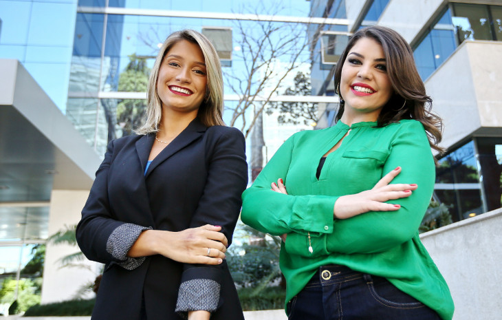 Yasmine Santos e Maria Eduarda Fortuna acabam de fundar a Enquadra. Foto: Divulgação.