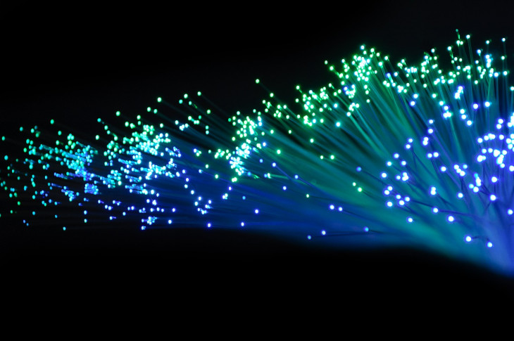 O Paraná é o único estado com todos os seus municípios cobertos com fibra ótica. Foto: Pixabay.