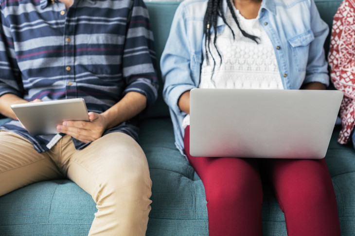 A plataforma de ensino online do Objetivo ganhou recursos de inteligência artificial. Foto: Pexels.