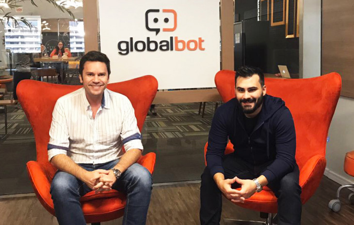 Felipe Volpato, CEO, e Daniel Castro, CTO da Globalbot. Foto: Divulgação.