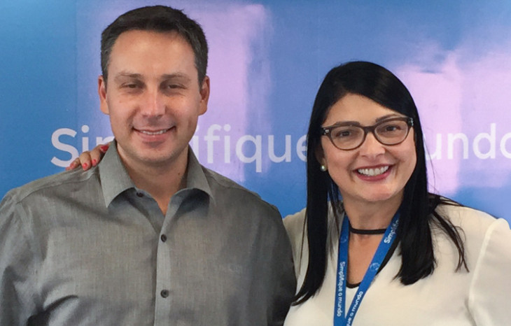 Vlad Bilanovsky, head de desenvolvimento EMEA da WiseTech, e Edneia Chebabi, CEO da Bysoft.