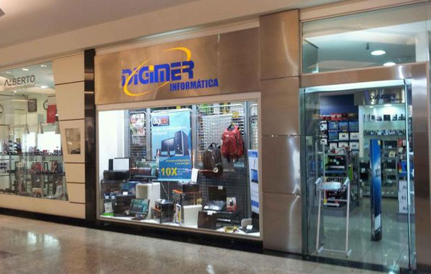 A Digimer, rede de revendas de produtos de informática, implantou o BIMachine. Foto: Divulgação.