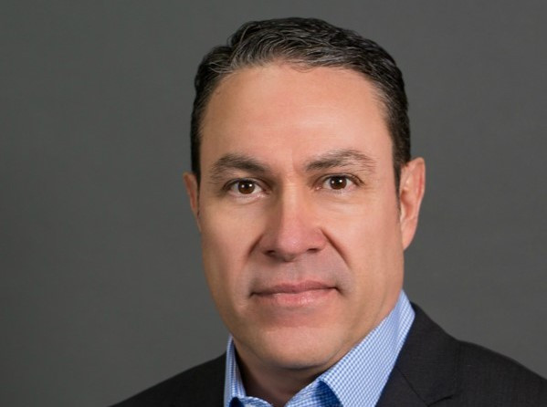 Robert Ruiz.