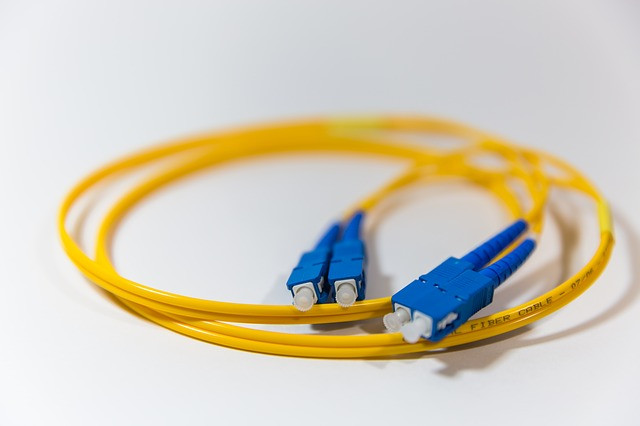 Provedores querem dar fibra ótica como garantia. Foto: Pixabay.
