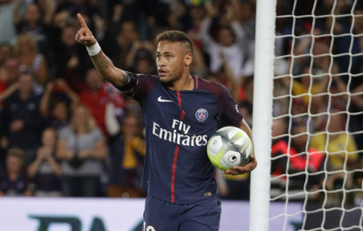 Neymar terá um app para ensinar habilidades do futebol. Foto: C.Gavelle/PSG.
