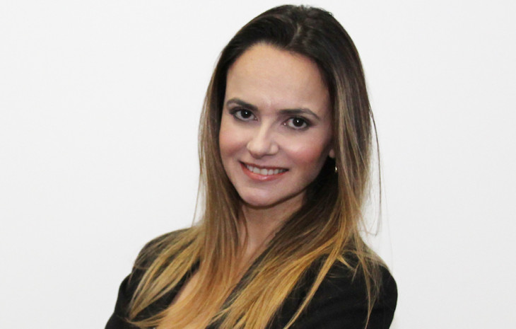 Soraya Meszaros, gerente de recursos humanos da 2S Inovações Tecnológicas. Foto: Divulgação.