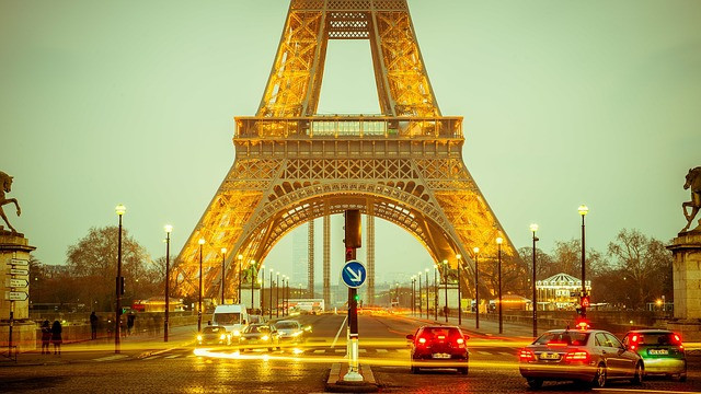 Coisas estão acelerando na França. Foto: Pixabay.