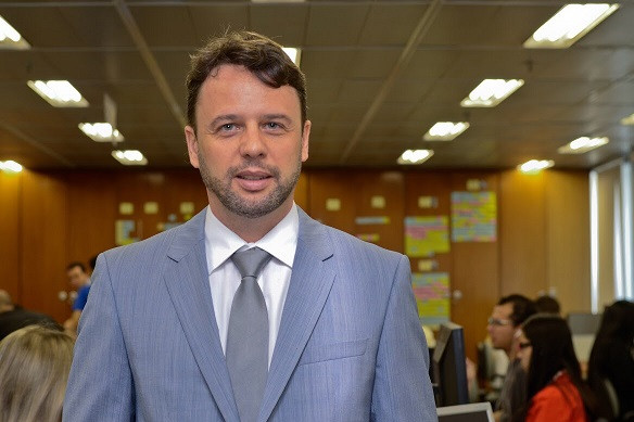 Roberto Dariva.