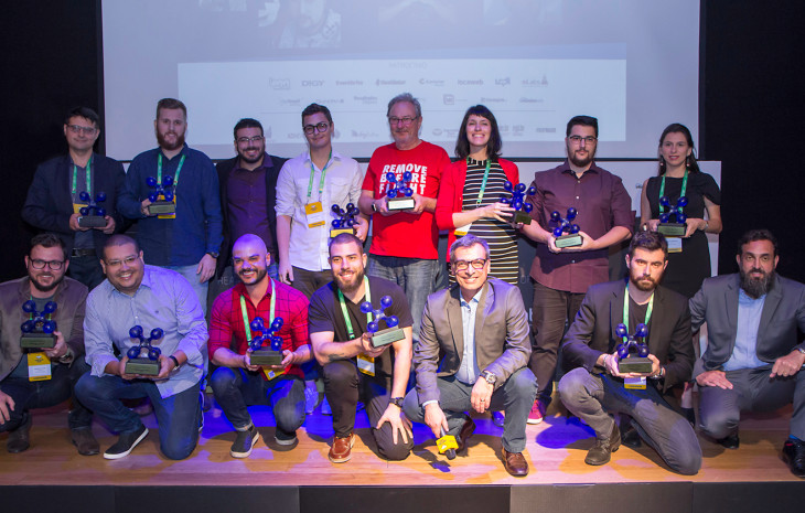 A Abradi entregou os troféus do 3º Prêmio Abradi Profissional Digital. Foto: Quadra 2 Fotografia.