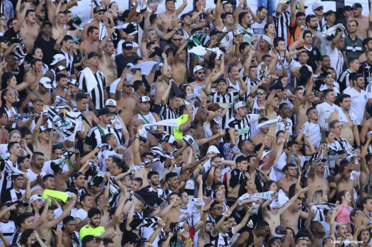 Torcida do Figueirense no Orlando Scarpelli. Foto: Divulgação.