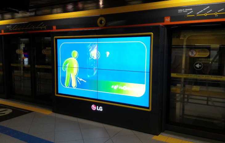 A ViaQuatro conta com portas interativas nas estações Luz, Paulista e Pinheiros. Foto: Divulgação.