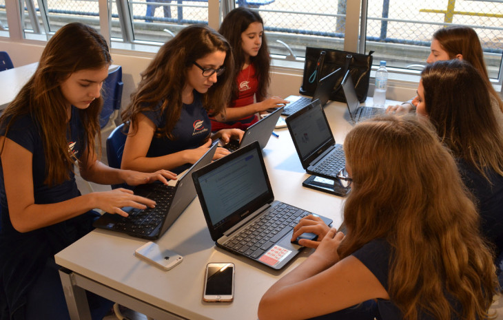 O Colégio Farroupilha desenvolveu um portfólio online para reunir as atividades dos alunos. Foto: Divulgação.