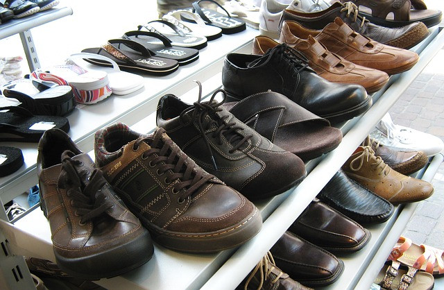 Fascar é especializada em calçados masculinos. Foto: Pixabay.