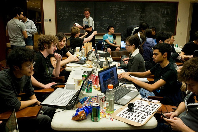 Quem não gosta de um hackathon? Foto: flickr.com/photos/hackny/