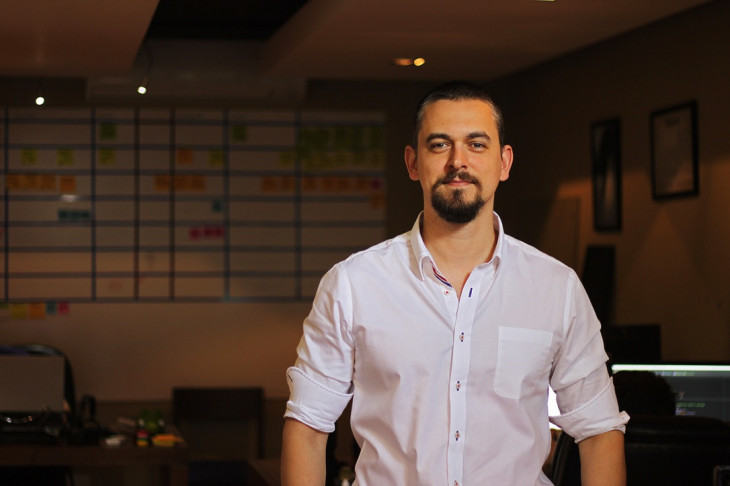 Roberto Fernandes, diretor na Fator Digital. Foto: Divulgação.