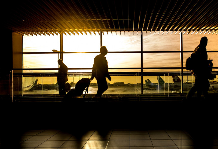 Com filiais em todo o Brasil, a MultiCidades possui plantão de atendimento para viajantes 24/7. Foto: Pexels.
