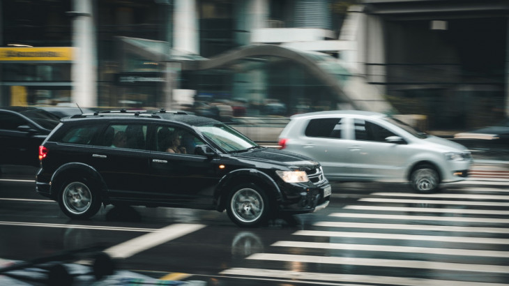A Webmotors é a plataforma de anúncio de veículos do Santander Brasil. Foto: Pexels.