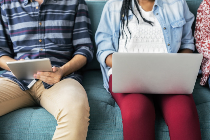 O Dom Bosco conta com SuperGraduação 3 em 1, Pós-graduação em Blockchain e MBA em CIO. Foto: Pexels.