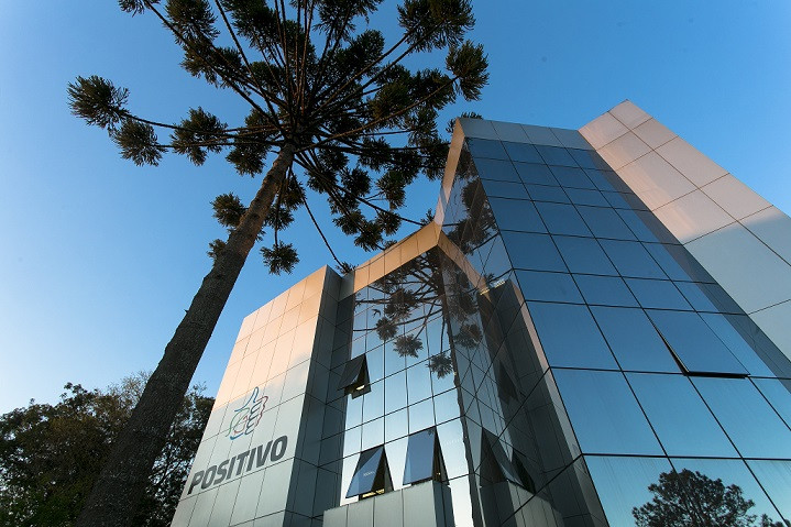 Sede do Grupo Positivo no Paraná.