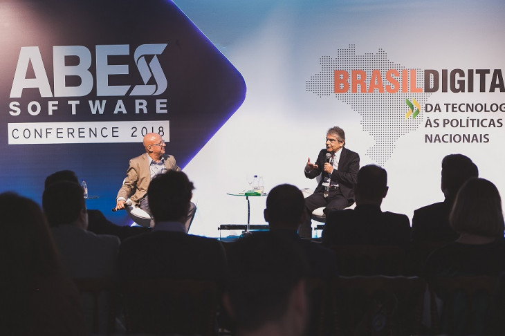 Carlos Ayres Britto foi o keynote do evento.