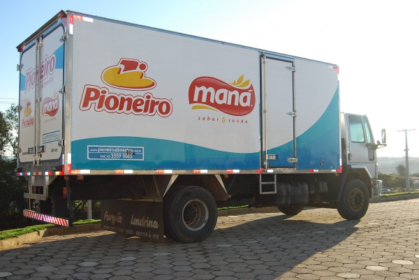 A Frangos Pioneiro possui quatro unidades no Paraná e 2,7 mil funcionários. Foto: Divulgação.