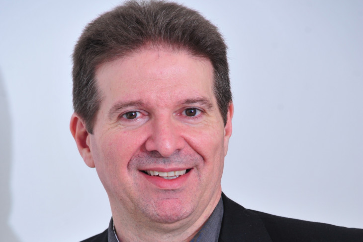 Kleber Bonadia, diretor de inovação e transformação digital da Flex. Foto: Divulgação.