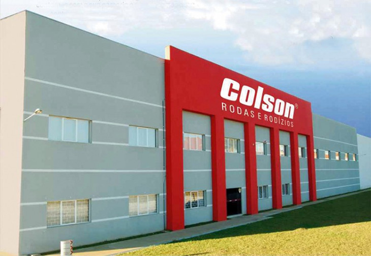 A Colson conta com 46 instalações e 2,8 mil funcionários em 16 países. Foto: Divulgação.