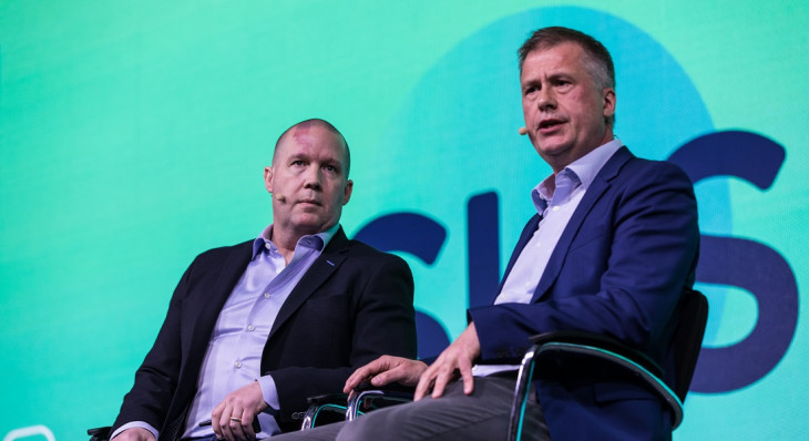 Michael Miller e Nils Brauckmann, no palco da SUSECon.