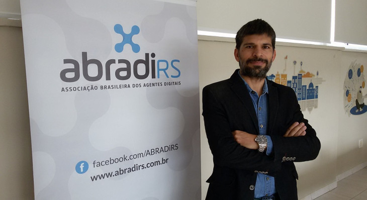 Moyses Costa, da Ondaweb, é o novo presidente da Abradi-RS.