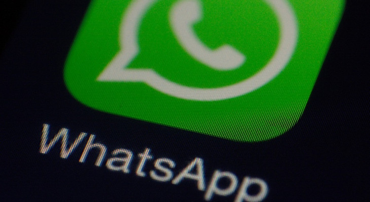 Whatsapp: muitos documentos importantes e mensagens afetivas.