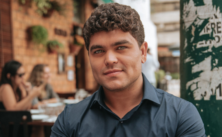 Tallis Gomes é fundador & CEO da Singu.