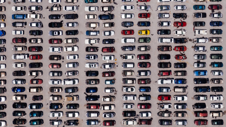 O futuro para as montadoras de carros tradicionais? Foto: Pexels