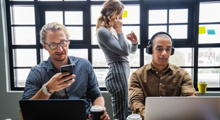 Programa quer misturar startups e grandes empresas. Foto: Pexels.
