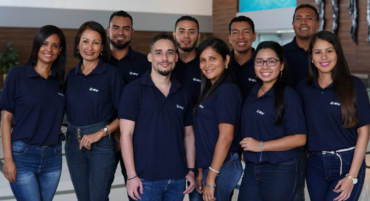 Grupo tem sete médicos, uma enfermeira, uma dentista e uma bioquímica.