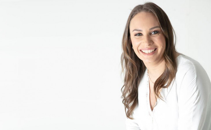 Débora Gallucci, gerente de parceiros corporativos da Kaspersky no Brasil. Foto: Divulgação.