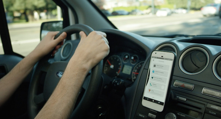 O aplicativo de direção segura da Drivemode tem mais de 2,5 milhões de downloads em 150 países. Foto: Divulgação.