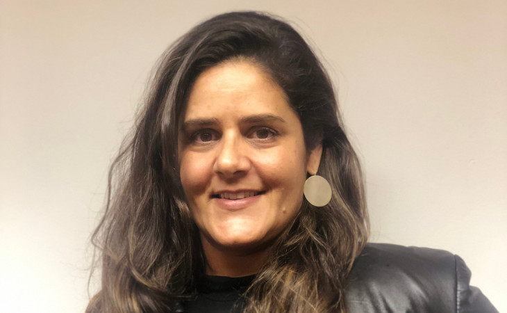 Juliana Pardi, gerente de compras da Red Hat. Foto: Divulgação.